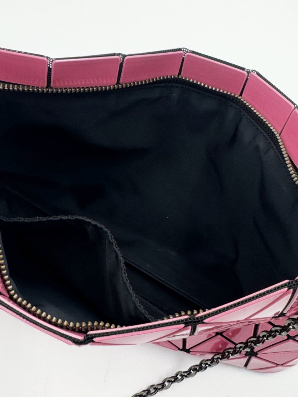 BAO BAO ISSEY MIYAKE Pink Geometric Chain Shoulder Clutch Bag - Picture 10 of 14